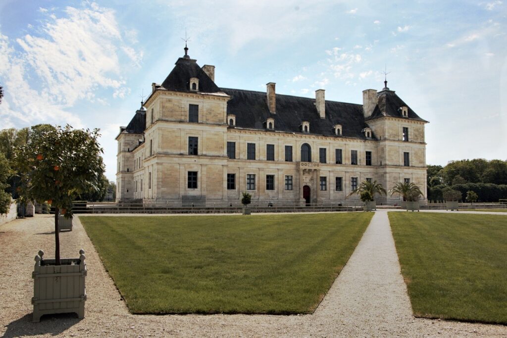 chateau d'Ancy-Le-Franc